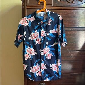 Old Navy Boys’ Floral Button Down